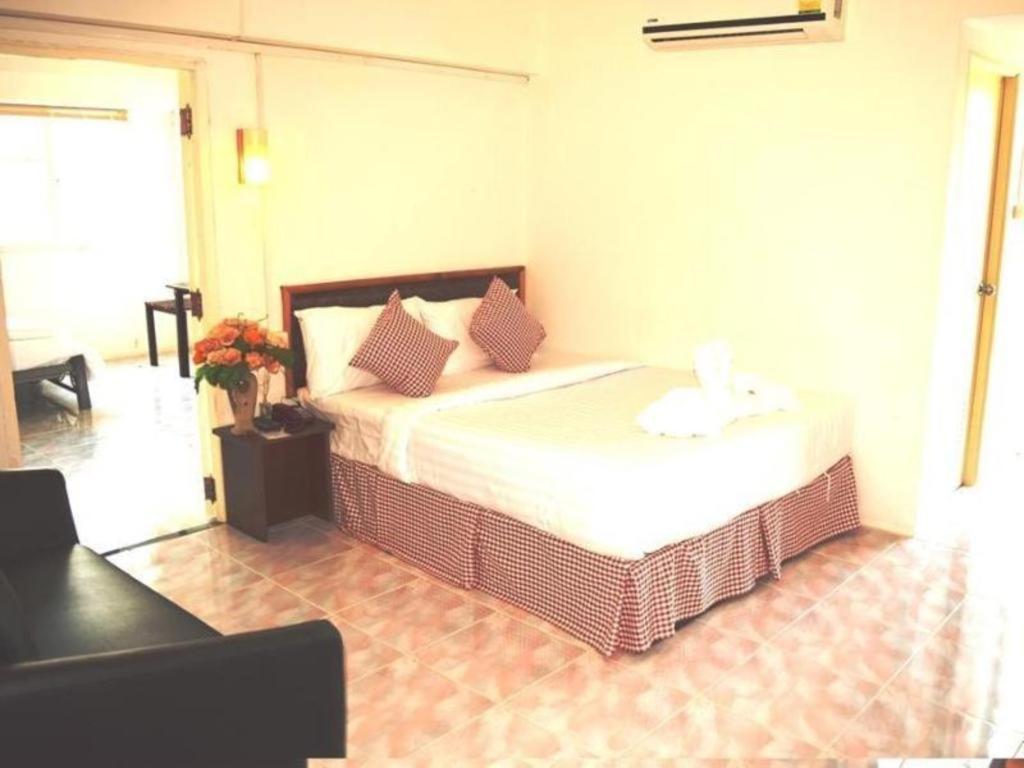 Hotel De Ratt Phuket Patong 외부 사진