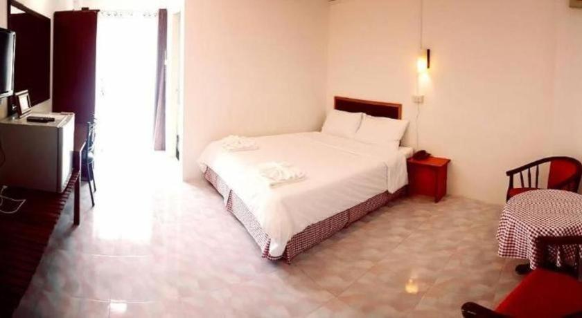 Hotel De Ratt Phuket Patong 외부 사진